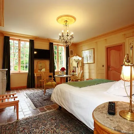 Le Domaine Du Lieu Athan ,reserve Aux Adultes B&B