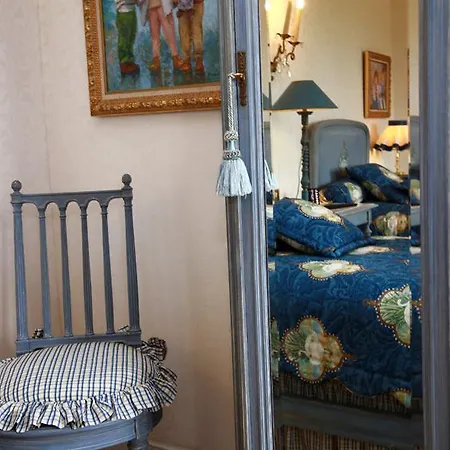 Le Domaine Du Lieu Athan ,reserve Aux Adultes 4*