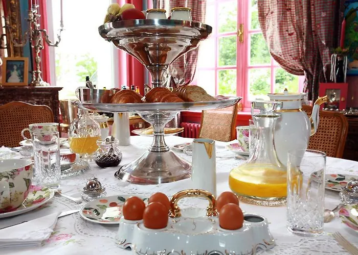 Le Domaine Du Lieu Athan ,reserve Aux Adultes Nocleg ze śniadaniem