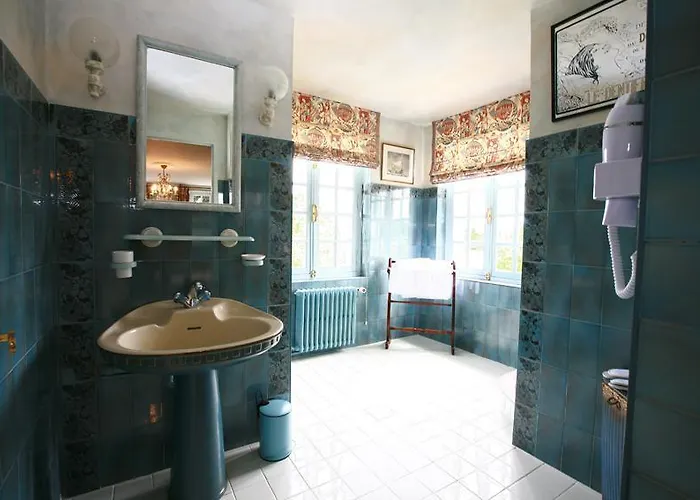 Le Domaine Du Lieu Athan ,reserve Aux Adultes Nocleg ze śniadaniem